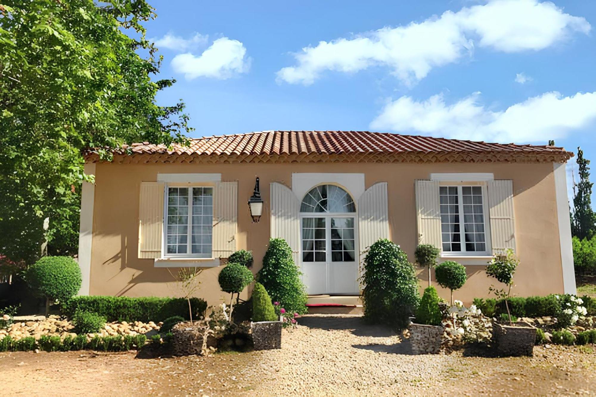 Maison Accueillante A Arles - Jardin, Parking Prive Bagian luar foto